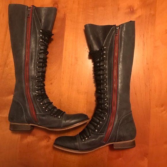 Steve Madden “Perrin” tall lace up boots - Picture 2 of 7